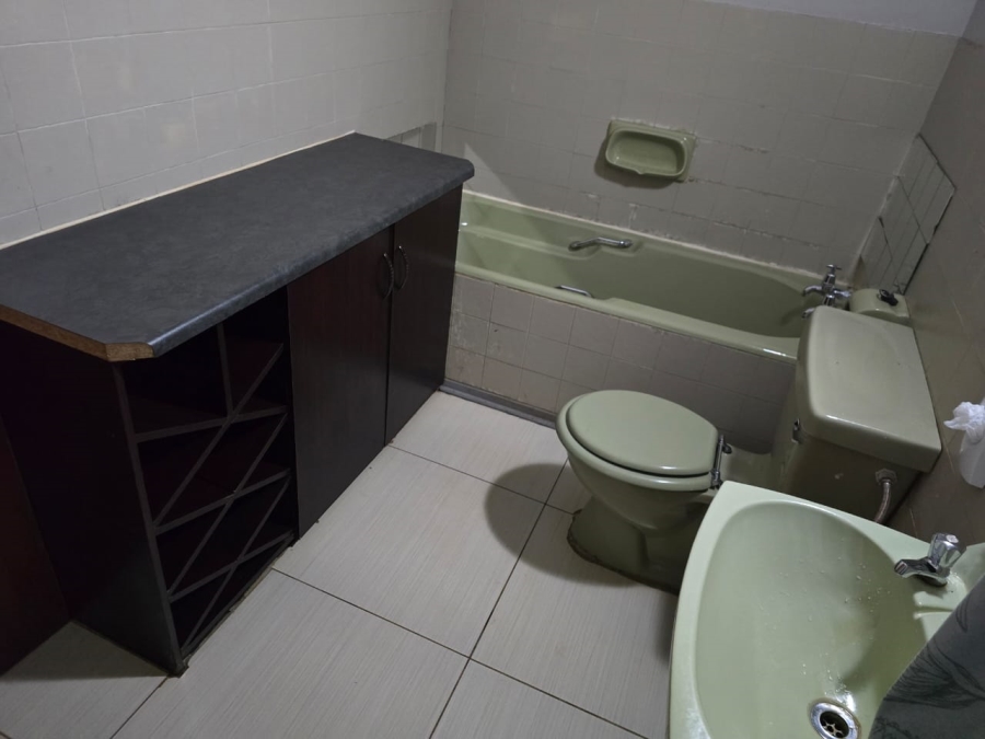 To Let 6 Bedroom Property for Rent in Kuruman Northern Cape